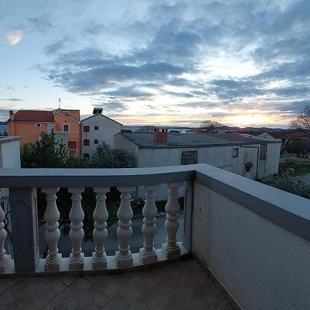 Apartman Vukoja Pakostane公寓 外观 照片