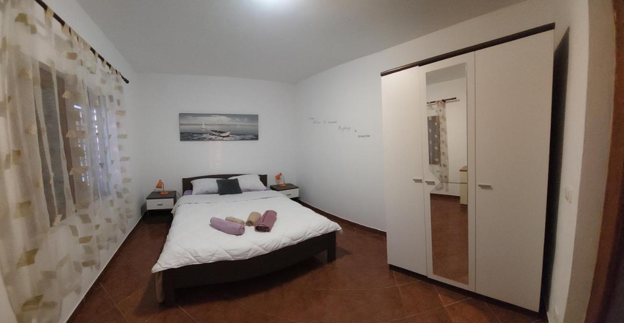Apartman Vukoja Pakostane公寓 外观 照片